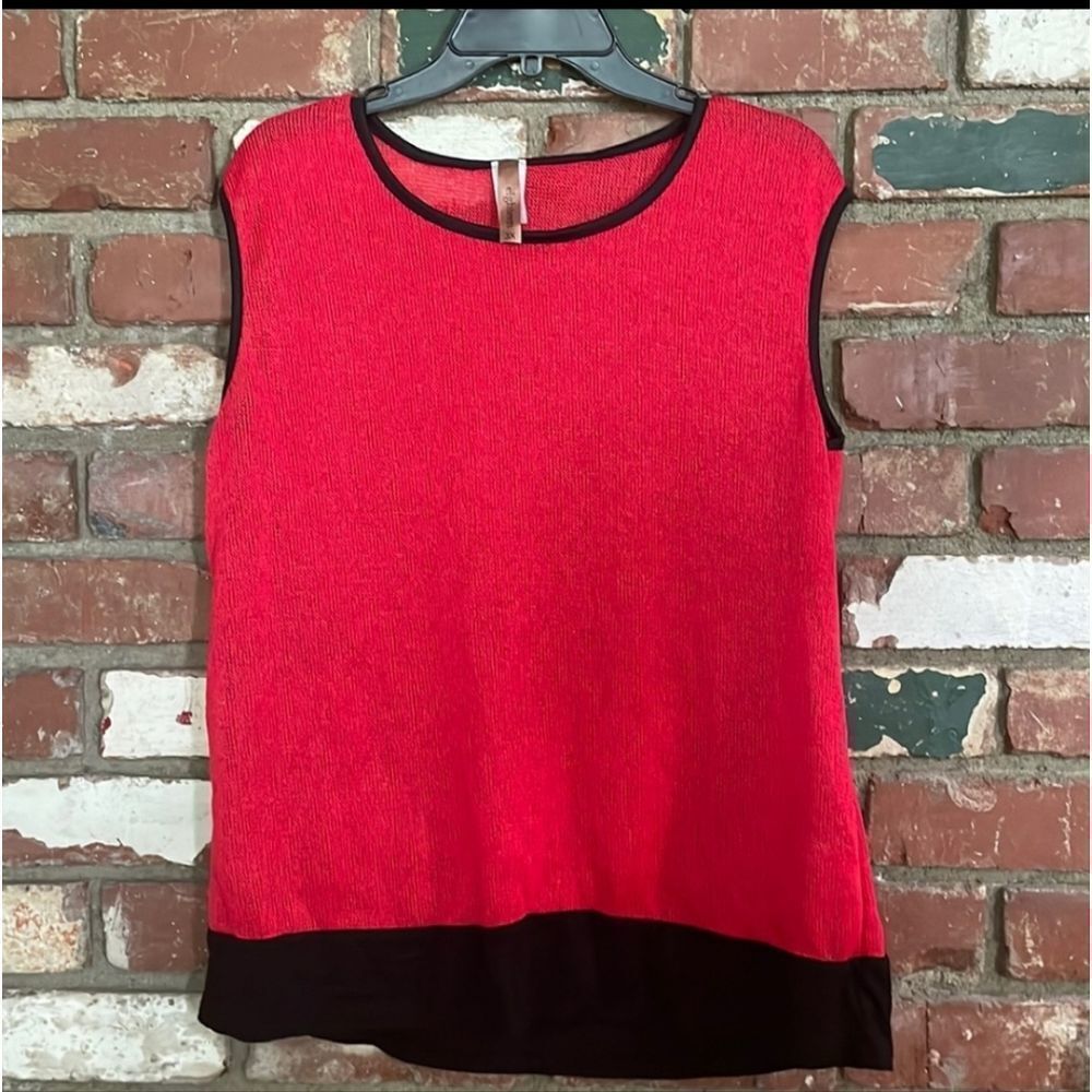 EIGHTEEN Too Red Sleeveless Sweater Sixe 3X NWOT